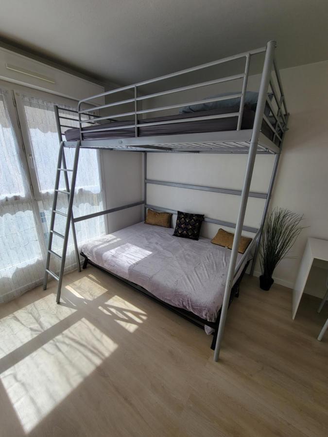 Les Appartements De Saint Charles Marseille Bagian luar foto